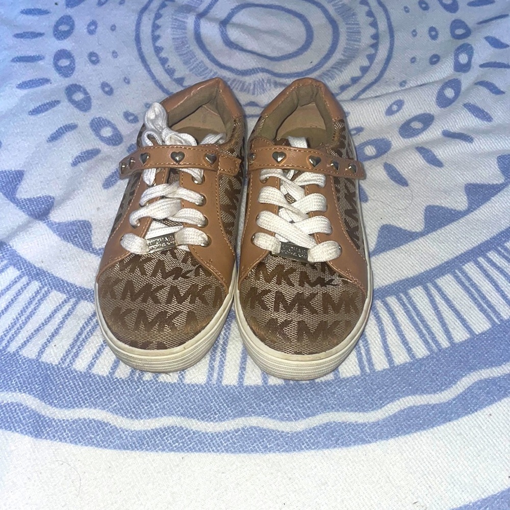 Michael Kors little girl shoes size 10